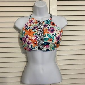 Reversible laced bathing suit top